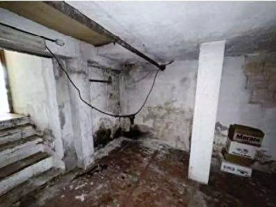 Immagine 15 di Negozio in vendita  in Via Martiri della Libertà 5 a Nogara