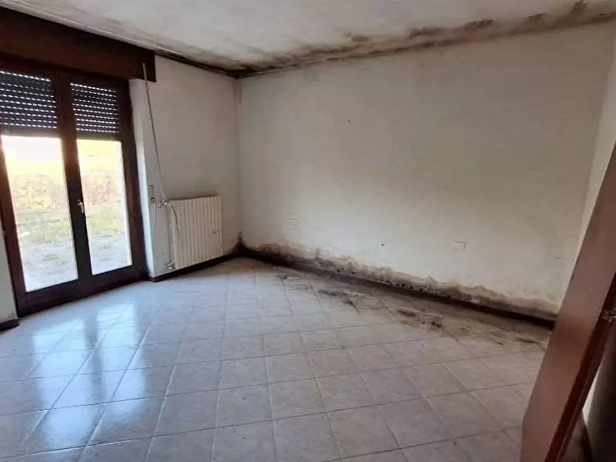 Immagine 3 di Appartamento in vendita  in Via Giacomo Leopardi 87 a Zimella