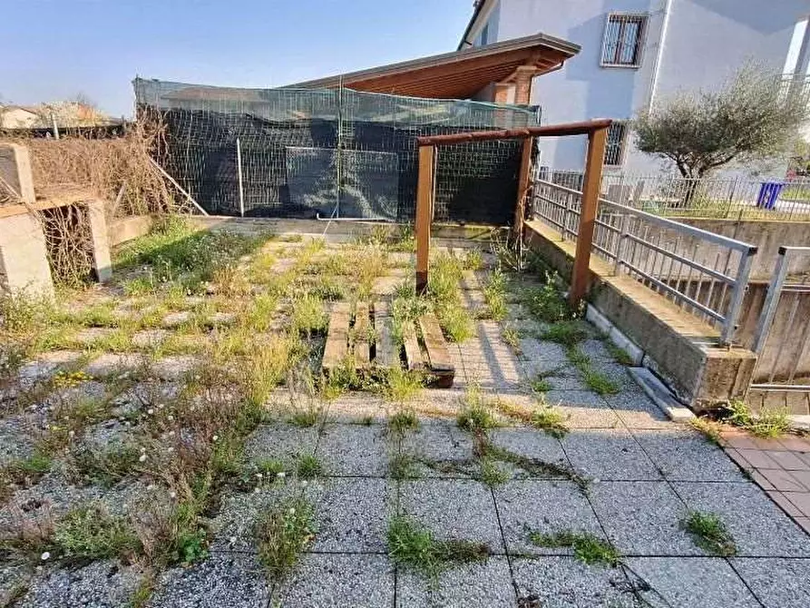 Immagine 24 di Appartamento in vendita  in Via Giacomo Leopardi 87 a Zimella