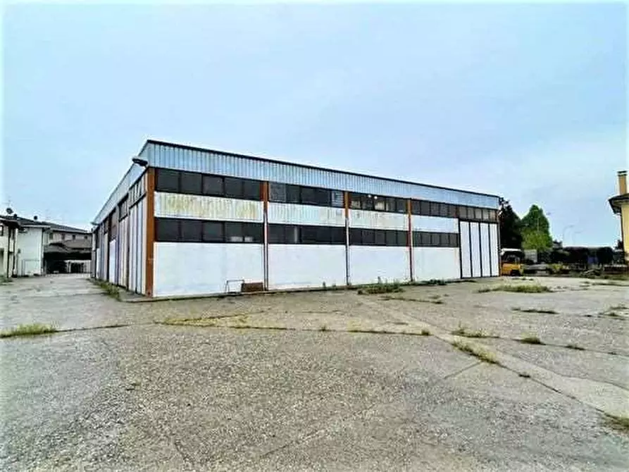 Immagine 3 di Capannone industriale in vendita  in Via Roma 16 a Nogarole Rocca