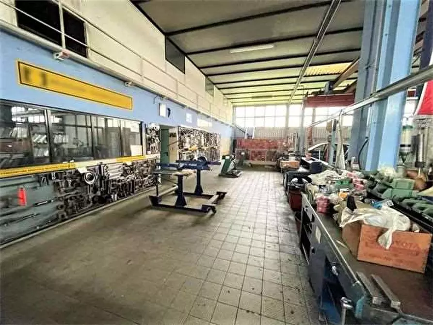 Immagine 8 di Capannone industriale in vendita  in Via Roma 16 a Nogarole Rocca