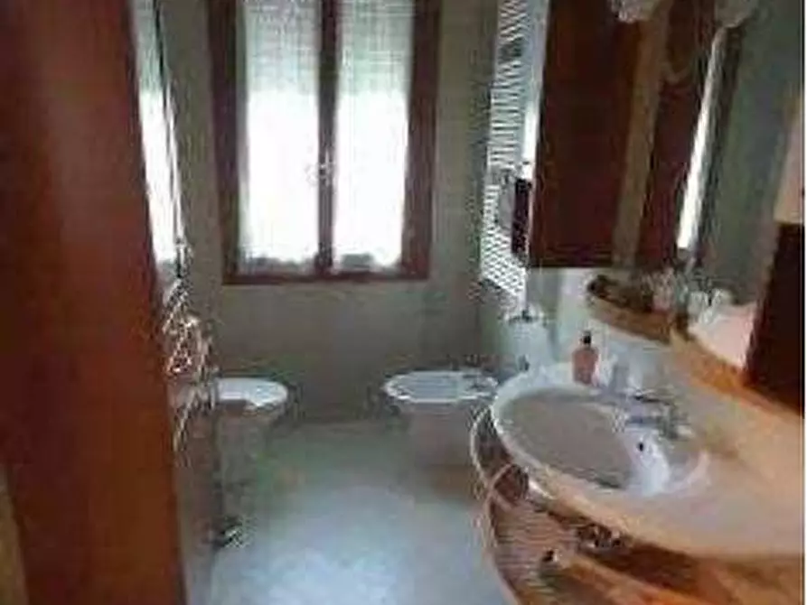 Immagine 9 di Villa in vendita  in Via Roma 12 a Montegaldella