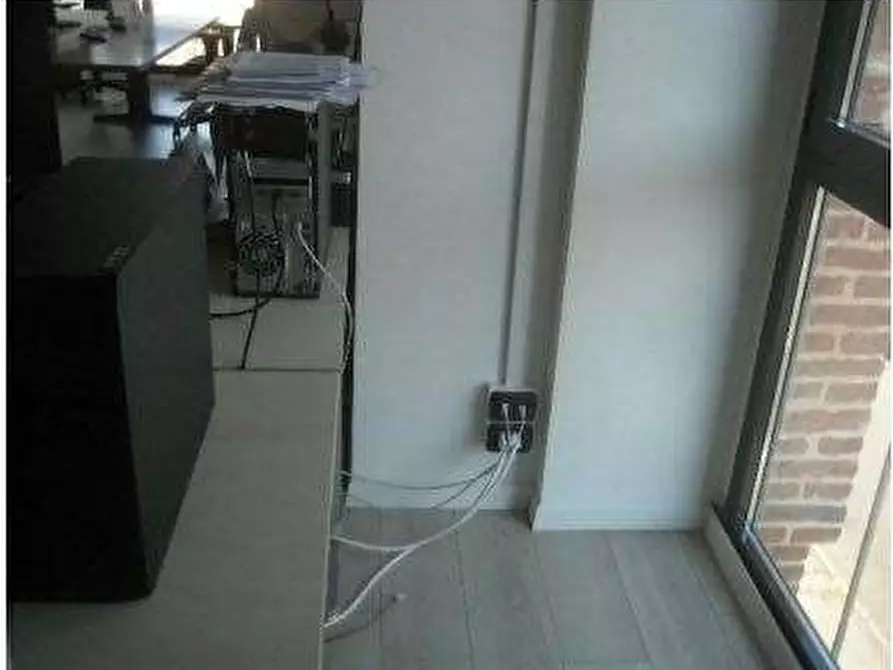 Immagine 6 di Ufficio in vendita  in Via Vecchia Ferriera  57 a Vicenza