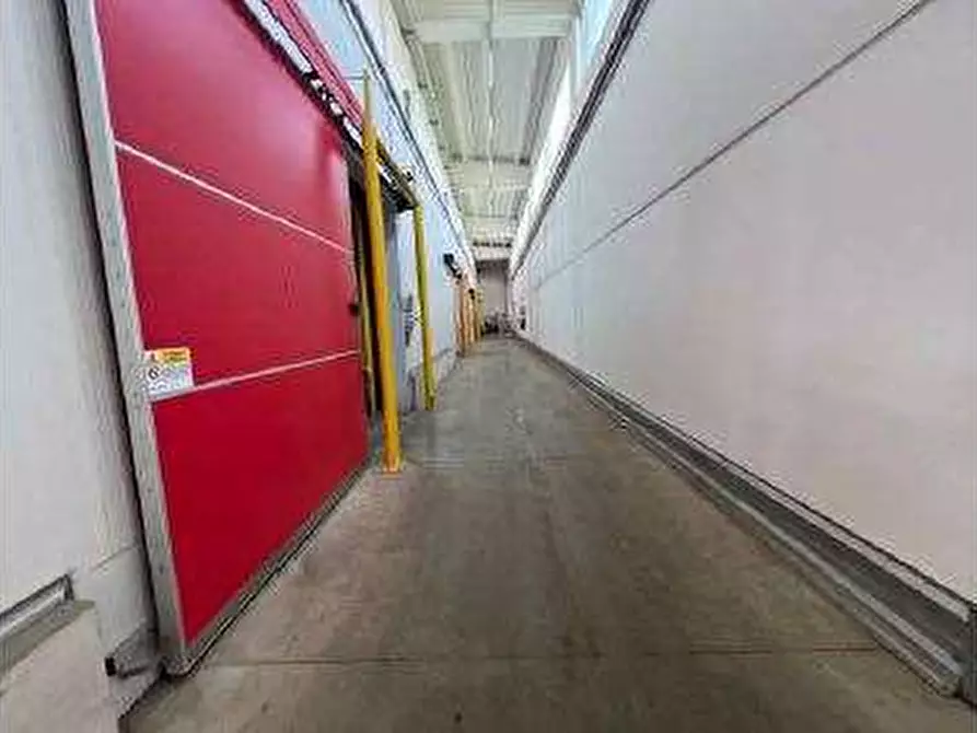 Immagine 8 di Capannone industriale in vendita  in Via Afra Decò 22 a Villafranca Di Verona