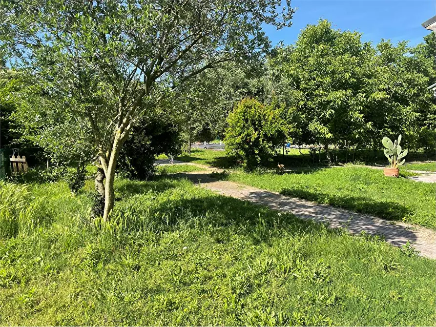 Immagine 7 di Villa in vendita  in via legnago 8 a Palu'