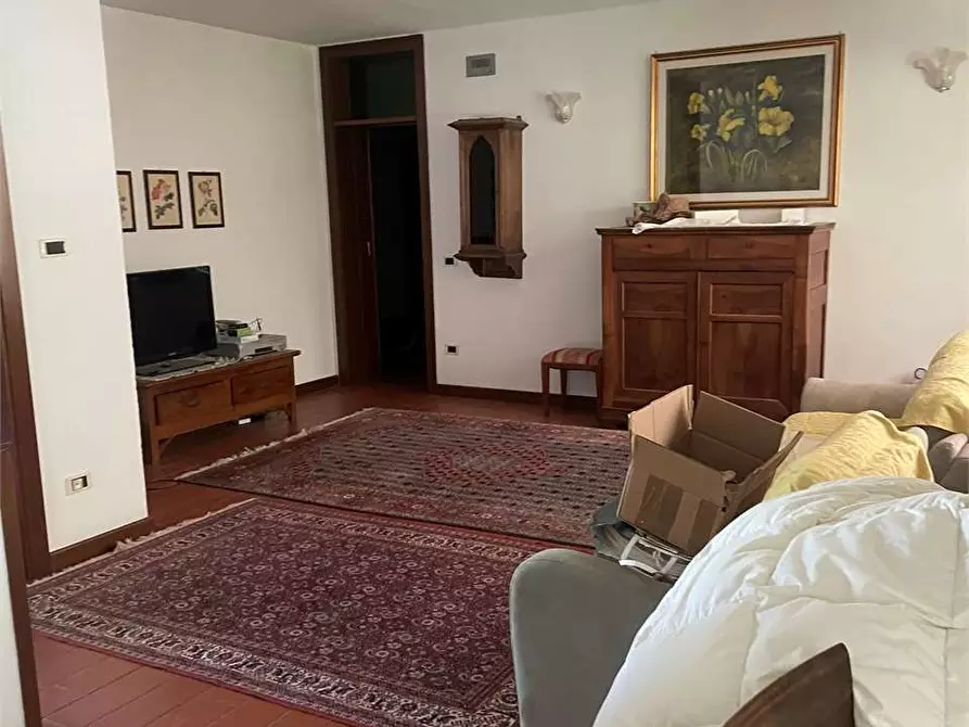 Immagine 22 di Villa in vendita  in via legnago 8 a Palu'