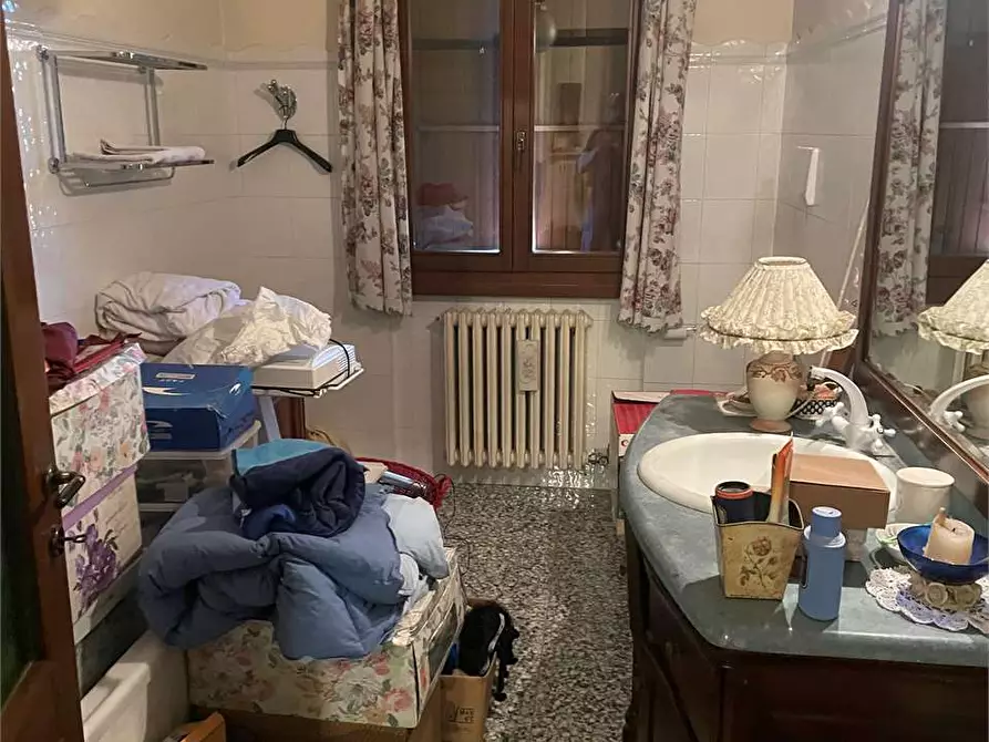 Immagine 38 di Villa in vendita  in via legnago 8 a Palu'