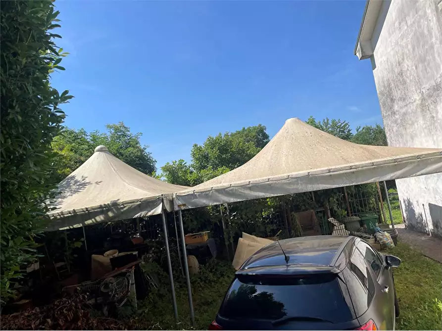 Immagine 48 di Villa in vendita  in via legnago 8 a Palu'