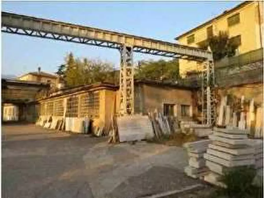 Immagine 6 di Capannone industriale in vendita  in Località Gamberon 17 a Caprino Veronese