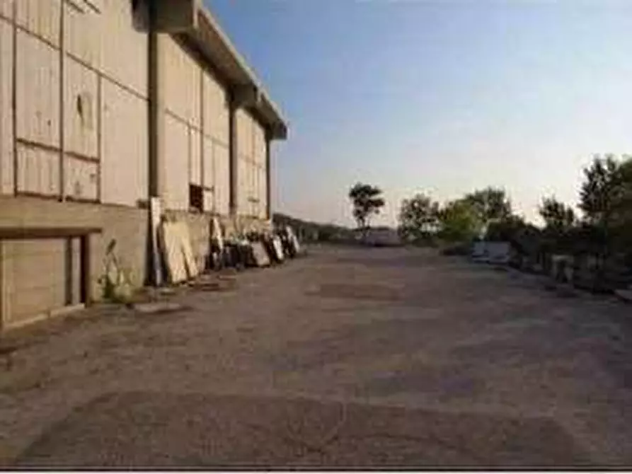 Immagine 16 di Capannone industriale in vendita  in Località Gamberon 17 a Caprino Veronese