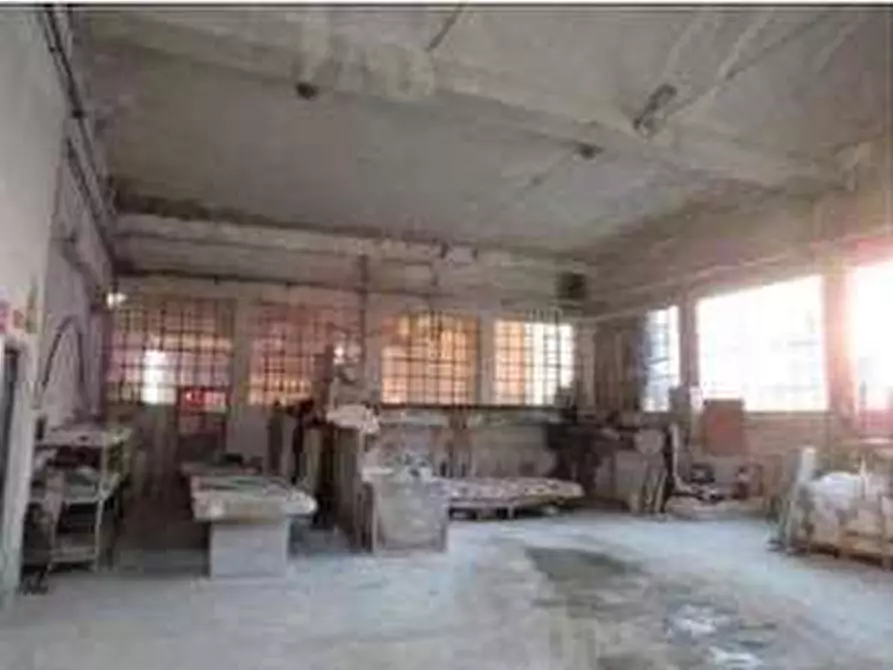 Immagine 21 di Capannone industriale in vendita  in Località Gamberon 17 a Caprino Veronese