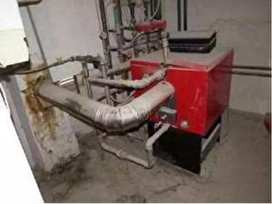 Immagine 36 di Capannone industriale in vendita  in Località Gamberon 17 a Caprino Veronese