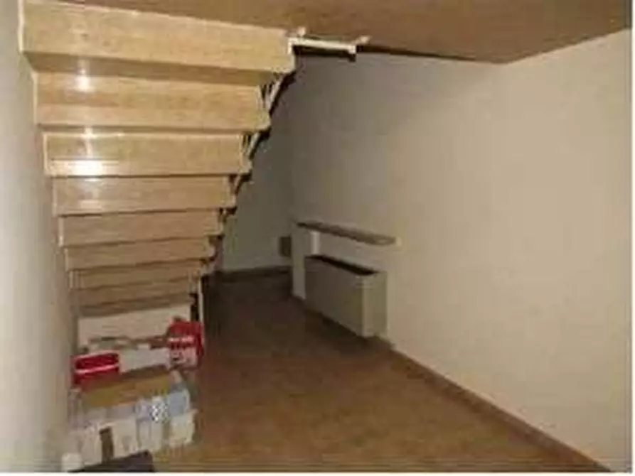 Immagine 37 di Capannone industriale in vendita  in Località Gamberon 17 a Caprino Veronese