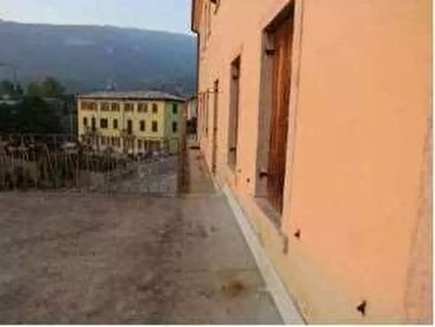 Immagine 39 di Capannone industriale in vendita  in Località Gamberon 17 a Caprino Veronese