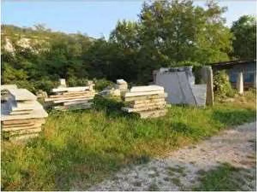 Immagine 52 di Capannone industriale in vendita  in Località Gamberon 17 a Caprino Veronese