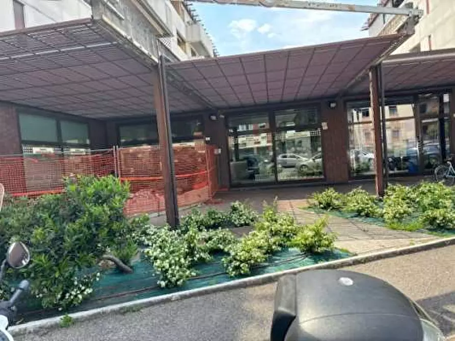 Immagine 5 di Negozio in vendita  in Via Luigi Galvani 7 a Verona