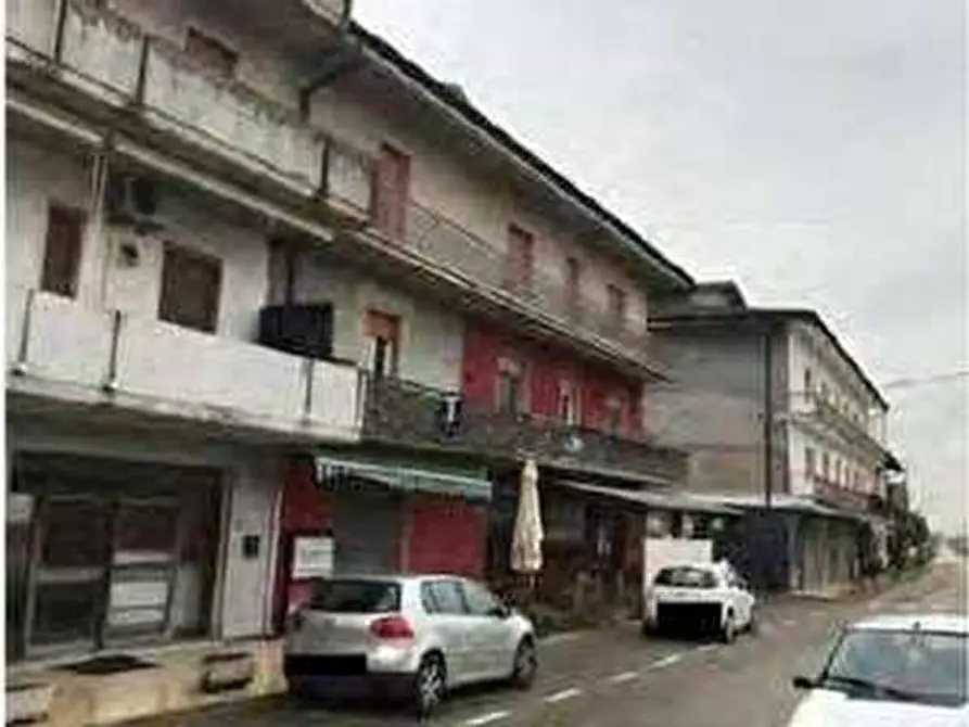 Immagine 5 di Negozio in vendita  in Via Calcinaro 747 a Salizzole