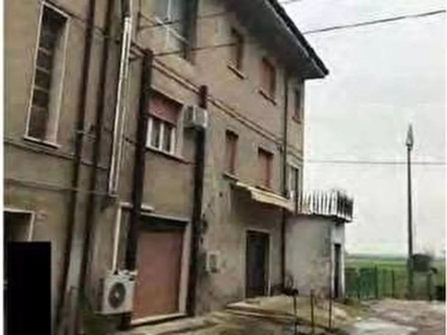 Immagine 9 di Negozio in vendita  in Via Calcinaro 747 a Salizzole