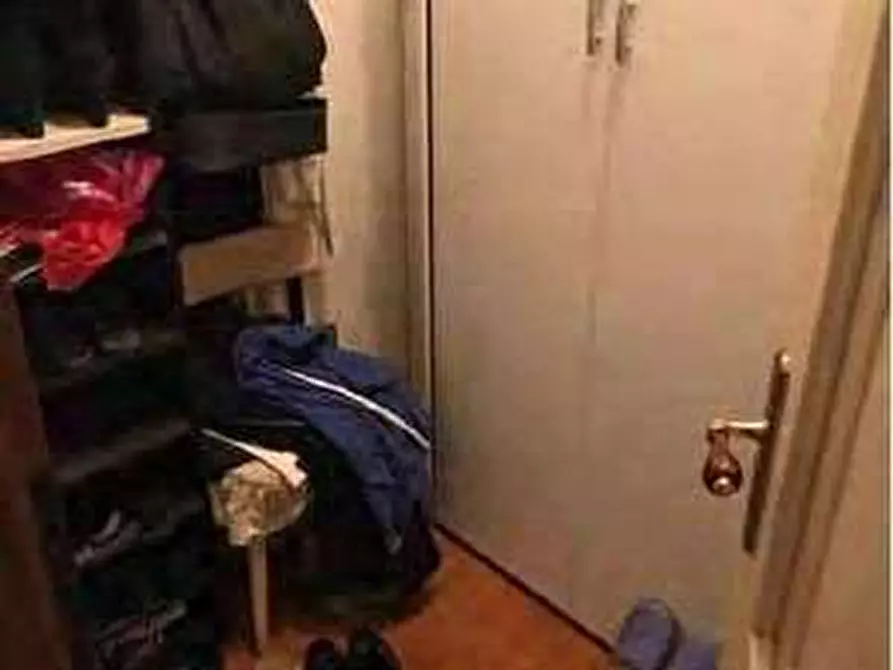 Immagine 49 di Negozio in vendita  in Via Calcinaro 747 a Salizzole