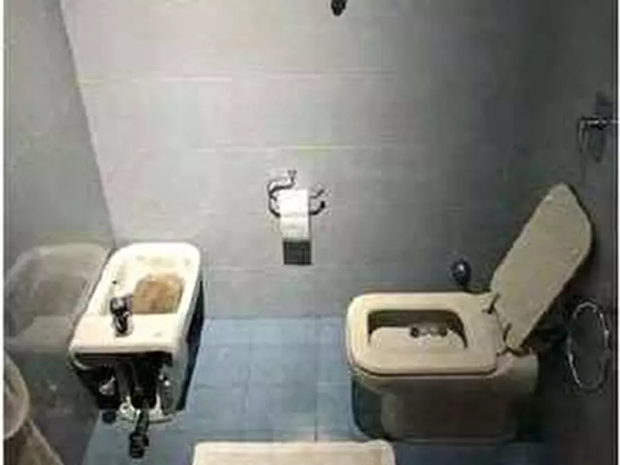 Immagine 50 di Negozio in vendita  in Via Calcinaro 747 a Salizzole