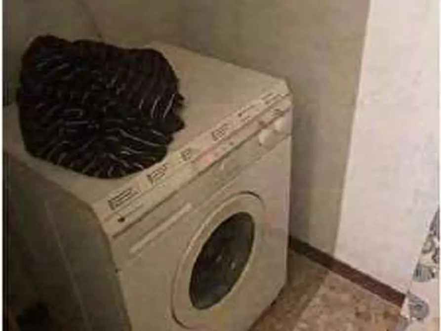 Immagine 61 di Negozio in vendita  in Via Calcinaro 747 a Salizzole