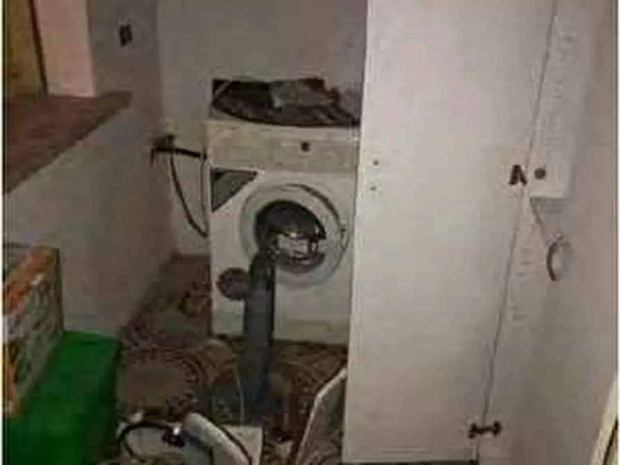 Immagine 70 di Negozio in vendita  in Via Calcinaro 747 a Salizzole