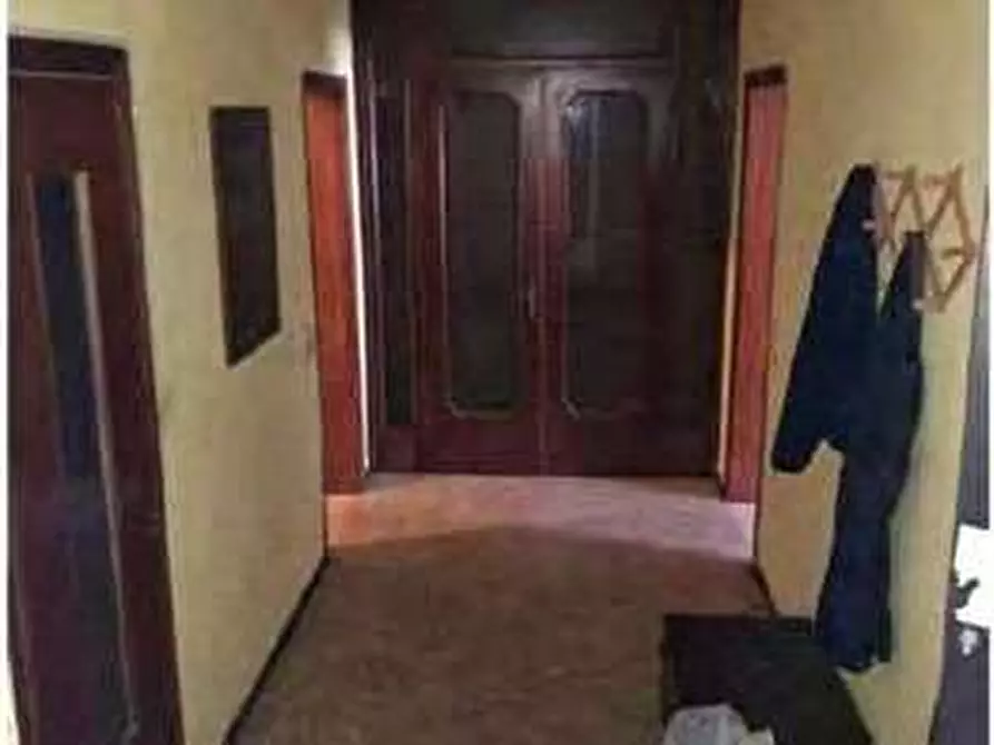 Immagine 77 di Negozio in vendita  in Via Calcinaro 747 a Salizzole