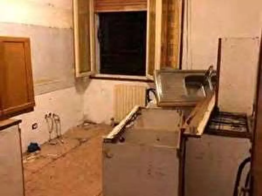 Immagine 83 di Negozio in vendita  in Via Calcinaro 747 a Salizzole