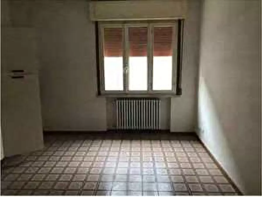 Immagine 90 di Negozio in vendita  in Via Calcinaro 747 a Salizzole