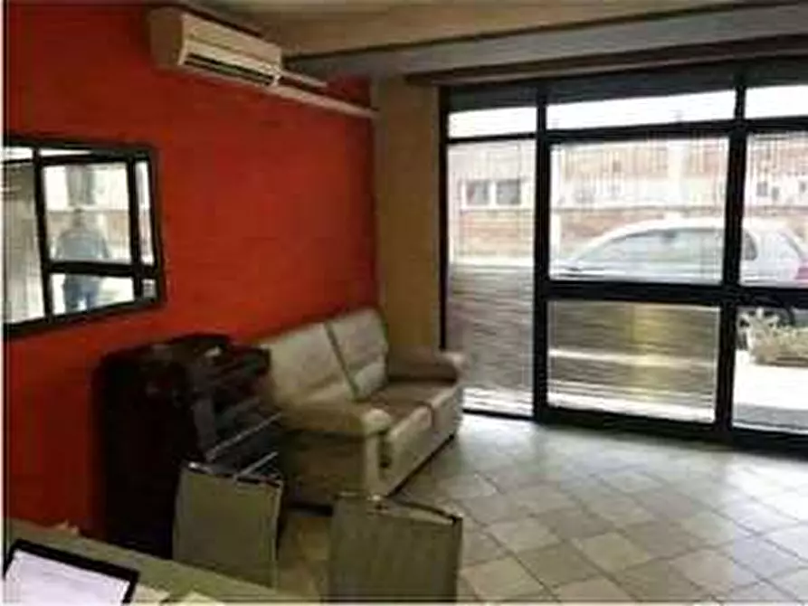 Immagine 101 di Negozio in vendita  in Via Calcinaro 747 a Salizzole
