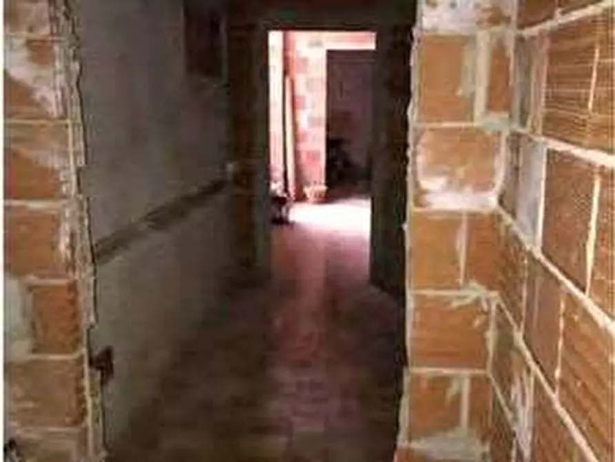 Immagine 130 di Negozio in vendita  in Via Calcinaro 747 a Salizzole