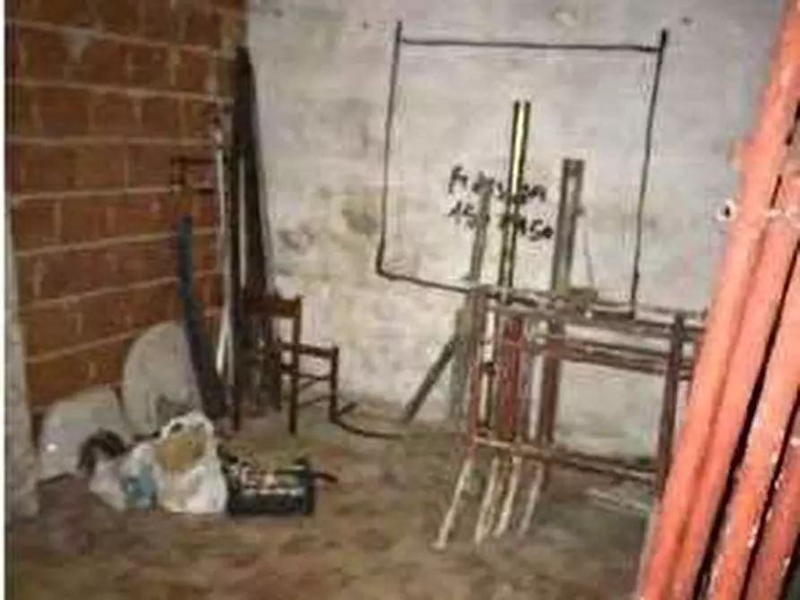 Immagine 131 di Negozio in vendita  in Via Calcinaro 747 a Salizzole