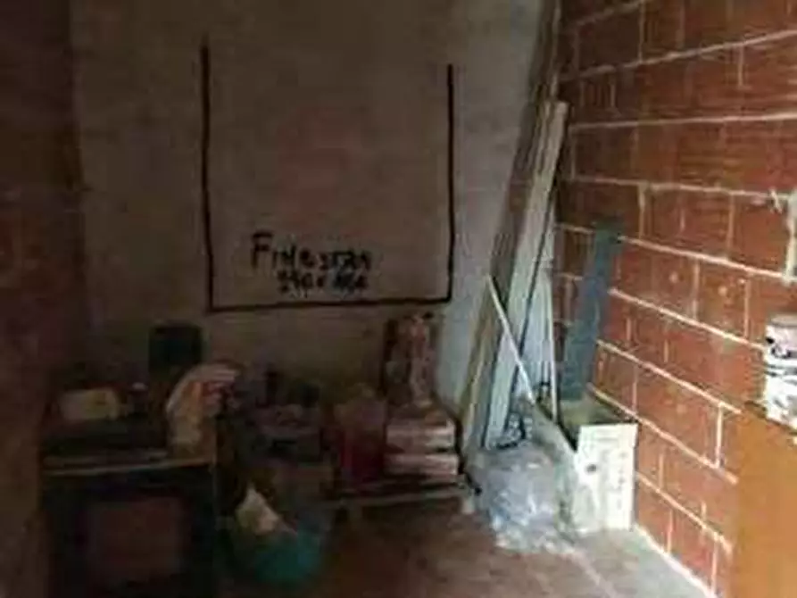 Immagine 134 di Negozio in vendita  in Via Calcinaro 747 a Salizzole