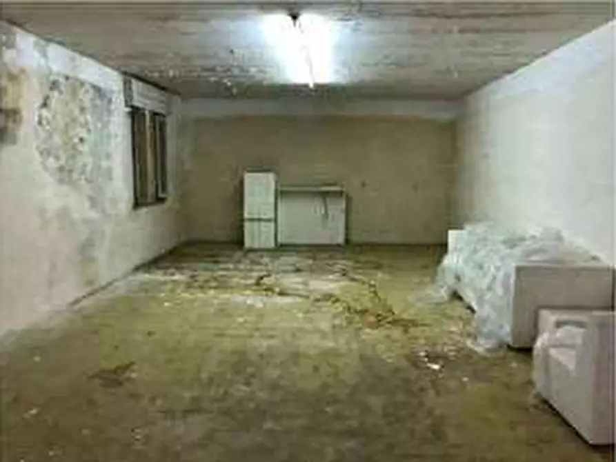 Immagine 146 di Negozio in vendita  in Via Calcinaro 747 a Salizzole