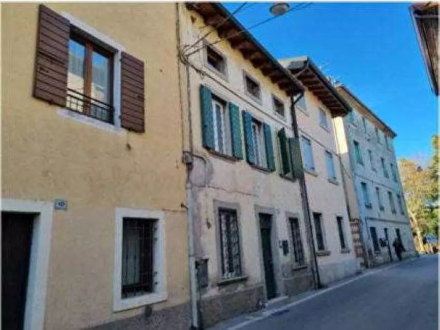 Immagine 2 di Porzione di casa in vendita  in Via Mantovana  8 a Castelnuovo Del Garda