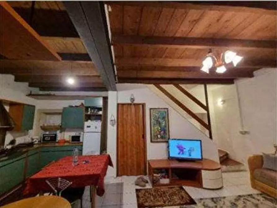 Immagine 4 di Porzione di casa in vendita  in Via Mantovana  8 a Castelnuovo Del Garda