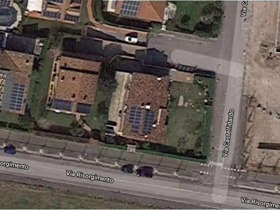 Immagine 2 di Porzione di villa in vendita  in Via Castelfidardo 1 a Bussolengo