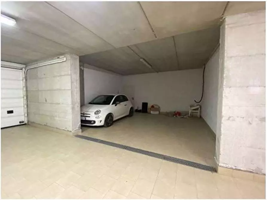 Immagine 16 di Porzione di villa in vendita  in Via Castelfidardo 1 a Bussolengo