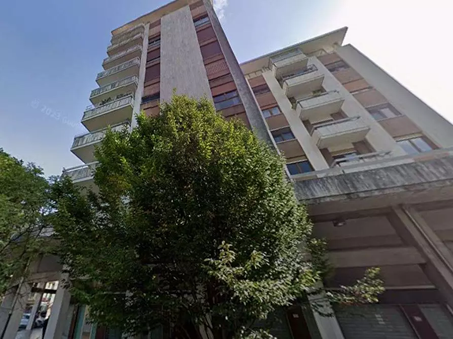 Immagine 3 di Appartamento in vendita  in Via Romana Ramponi a Schio