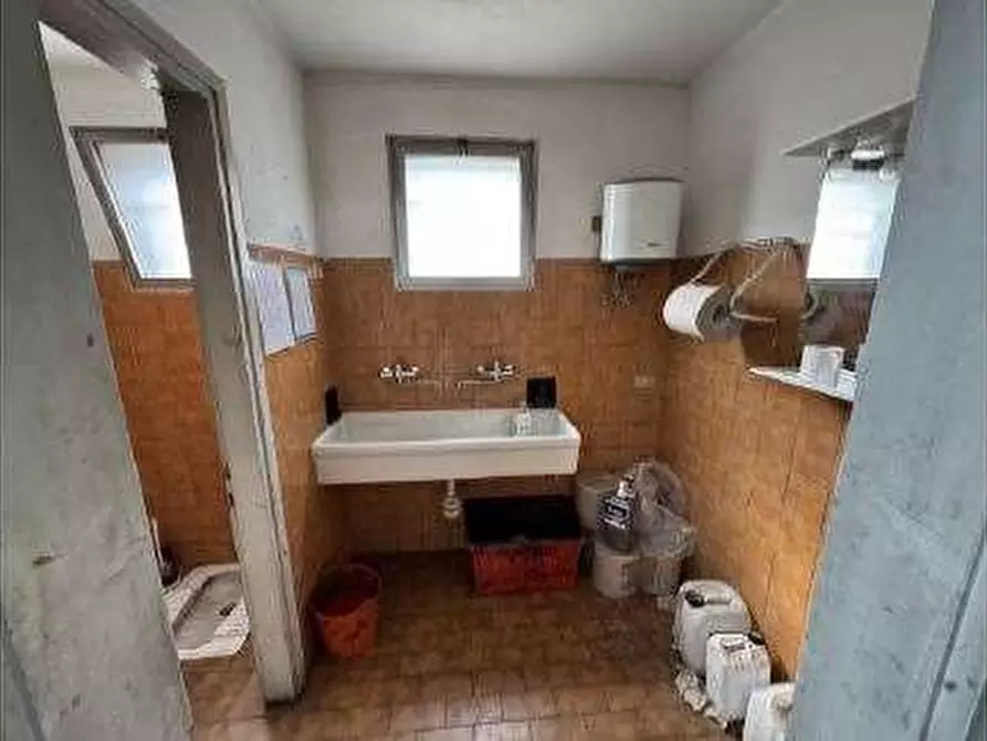 Immagine 11 di Capannone industriale in vendita  in Via Meucci 24 a San Martino Buon Albergo