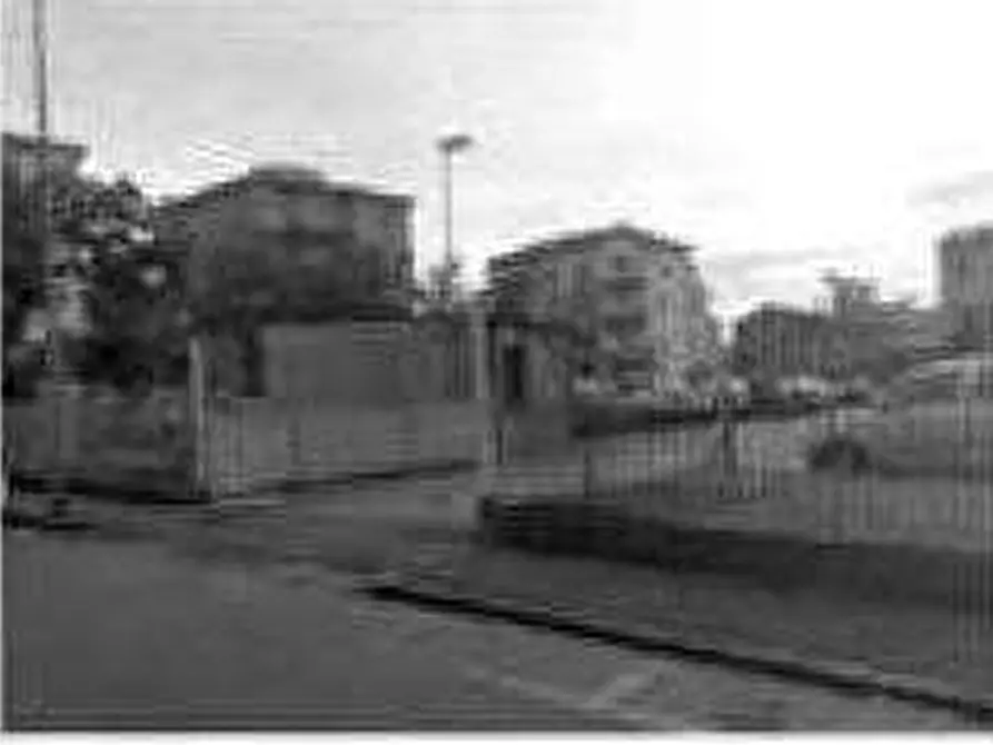 Immagine 3 di Garage in vendita  in Via Udine  snc a Verona