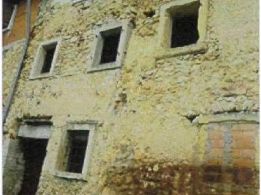 Immagine 2 di Porzione di casa in vendita  in Località Burgagnani a Badia Calavena