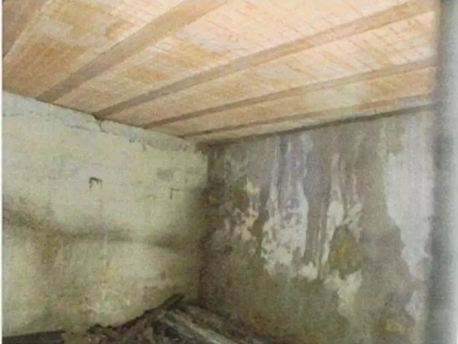 Immagine 13 di Porzione di casa in vendita  in Località Burgagnani a Badia Calavena