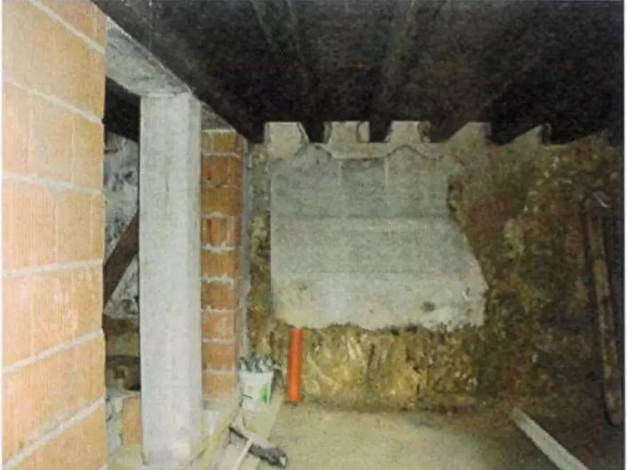 Immagine 15 di Porzione di casa in vendita  in Località Burgagnani a Badia Calavena