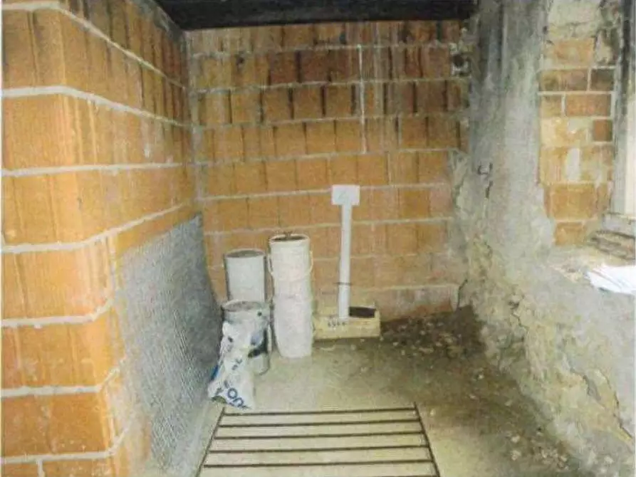 Immagine 31 di Porzione di casa in vendita  in Località Burgagnani a Badia Calavena