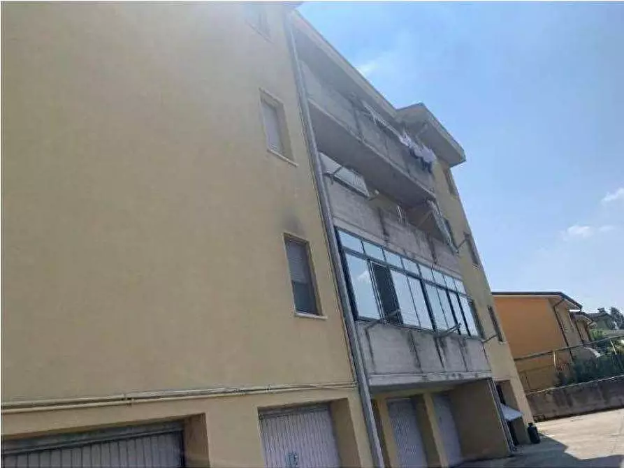 Immagine 8 di Appartamento in vendita  in Via Primo Maggio 132 a Gazzo Veronese