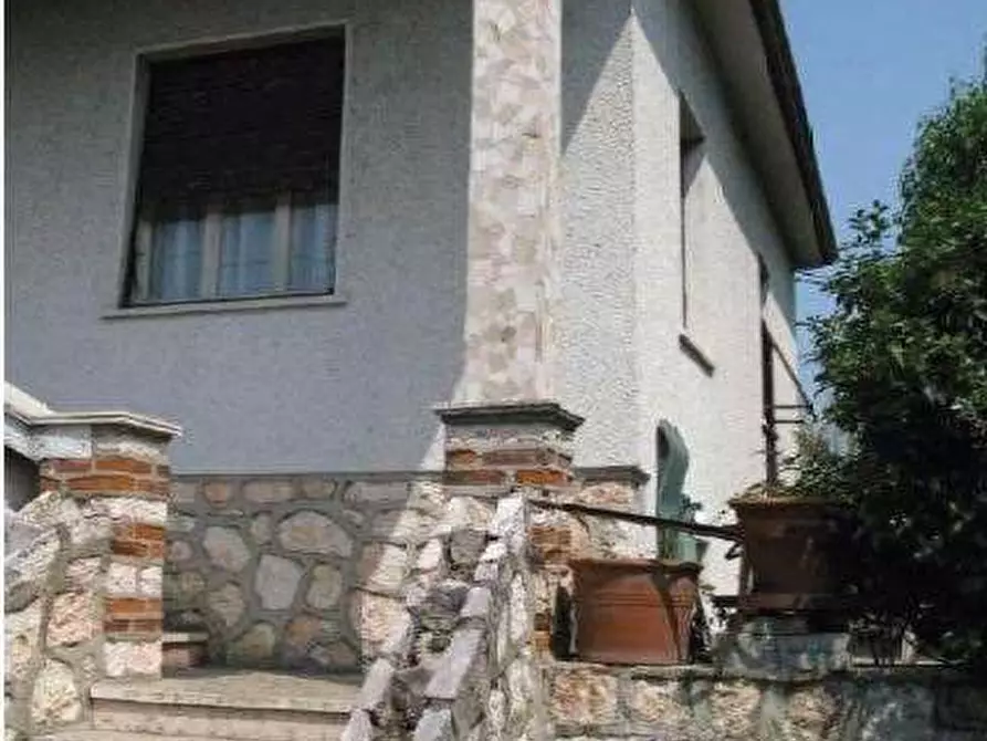 Immagine 3 di Porzione di casa in vendita  in Via G. Marconi 47 a Cavaion Veronese