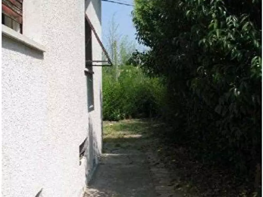 Immagine 6 di Porzione di casa in vendita  in Via G. Marconi 47 a Cavaion Veronese
