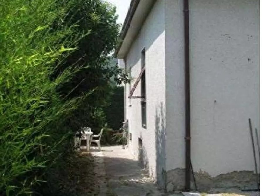 Immagine 9 di Porzione di casa in vendita  in Via G. Marconi 47 a Cavaion Veronese