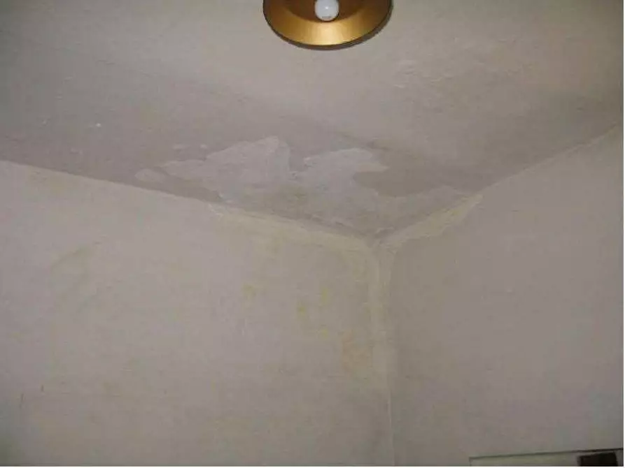 Immagine 28 di Porzione di casa in vendita  in Via G. Marconi 47 a Cavaion Veronese